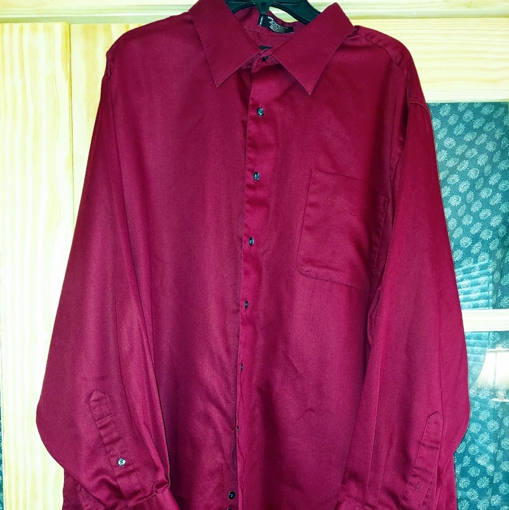 Mens 2XL long sleeve button up shirt